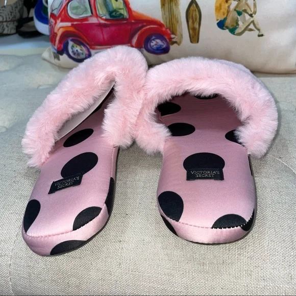 Victoria's Secret NWOT! Signature Pink/Black Satin Polka Dot Faux Fur Slippers - Picture 5 of 8